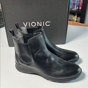 Vionic Women's Evergreen Boots